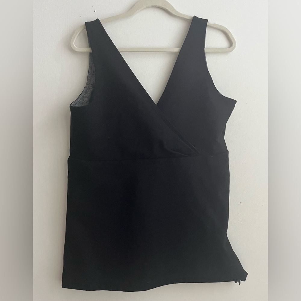 Peabody MoM Black Sleeveless V-Neck Top | Size M | Made in USA - Picture 3 of 10